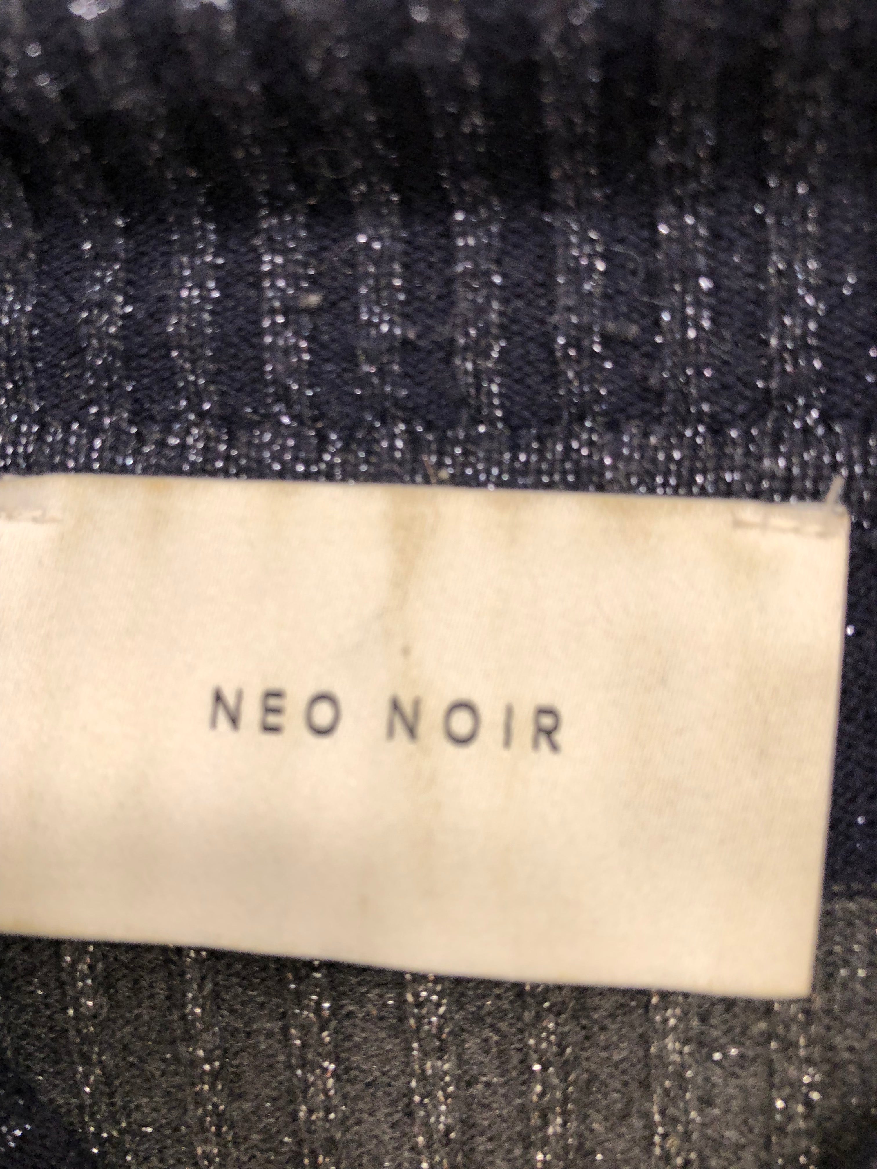 Neo Noir Bluse